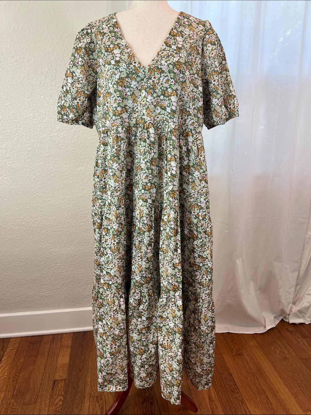 English Factory Olive Floral V-Neck Tiered Maxi Dress. Size 1X. NWOT